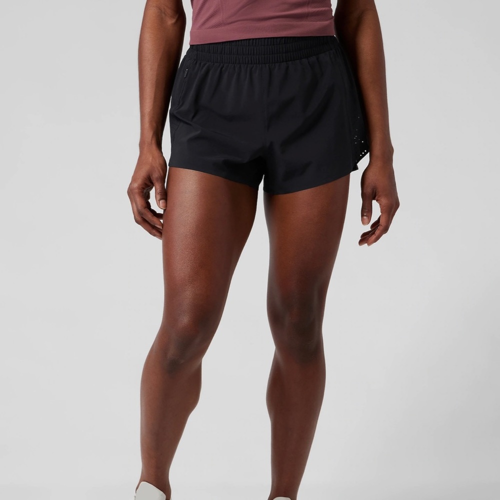 Hustle 3" Short